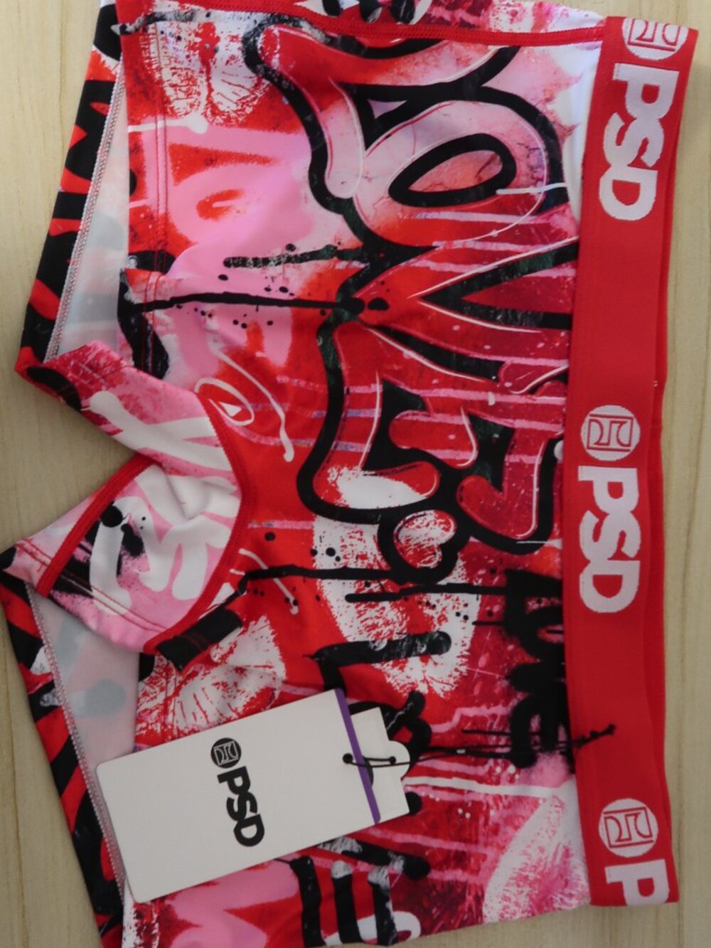 PSD boyshort Love Drip graffiti size M NWT